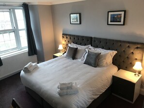 Superior Double or Twin Room, Sea View | Individually decorated, individually furnished, desk, blackout drapes - The Yacht Inn (St. Peter Port)