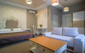 주니어 더블룸 | 미니바, 객실 내 금고, 다리미/다리미판, 무료 WiFi