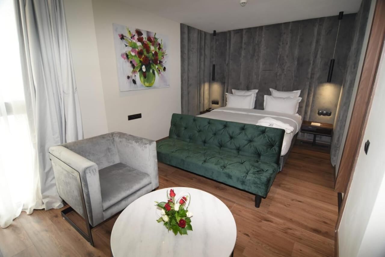 1 bedroom, premium bedding, pillow-top beds, minibar