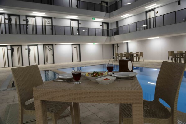 Breakfast and dinner served - Ladik Hotel (Denizli)