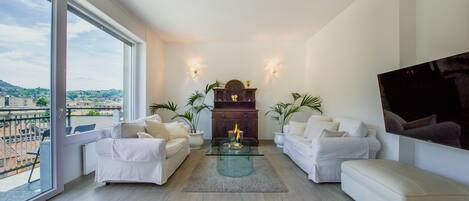 Appartement Luxe, 2 chambres | Coin séjour