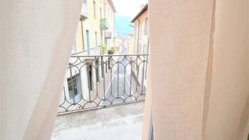 Deluxe Villa, 4 Bedrooms | Balcony