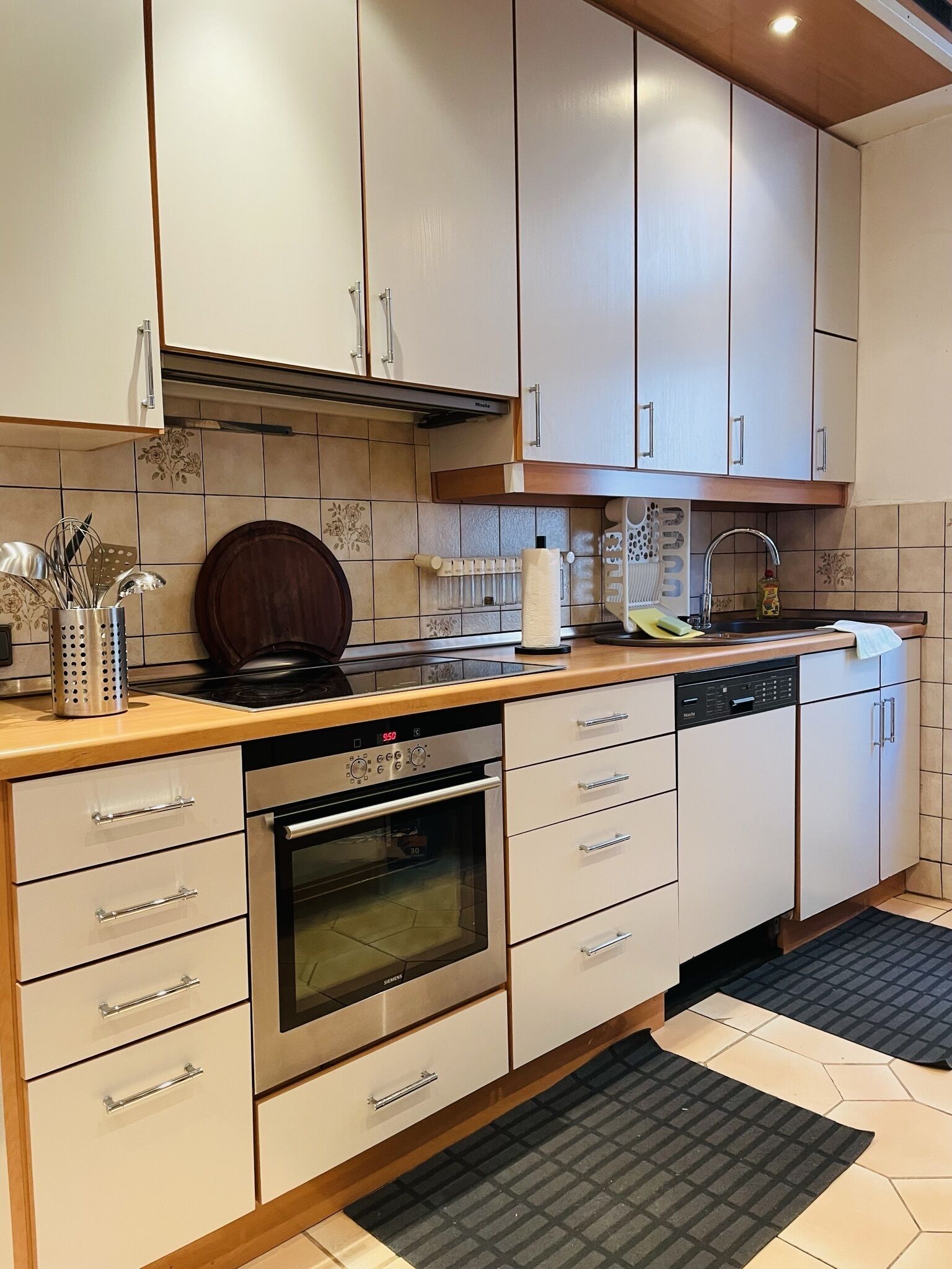 Apartment, 3 Bedrooms | Dapur peribadi | Peti sejuk, ketuhar, dapur, mesin basuh pinggan mangkuk 