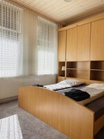 公寓, 3 间卧室 | 2 多间卧室、办公桌、隔音、熨斗/熨衣板