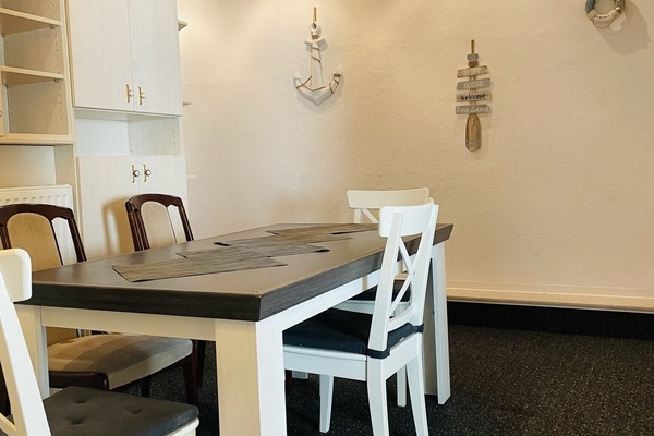 Apartment, 3 Bedrooms | In-room dining