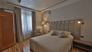 Unclassified image, 4 of 19, button - Alonso Apartment (Belgrade)