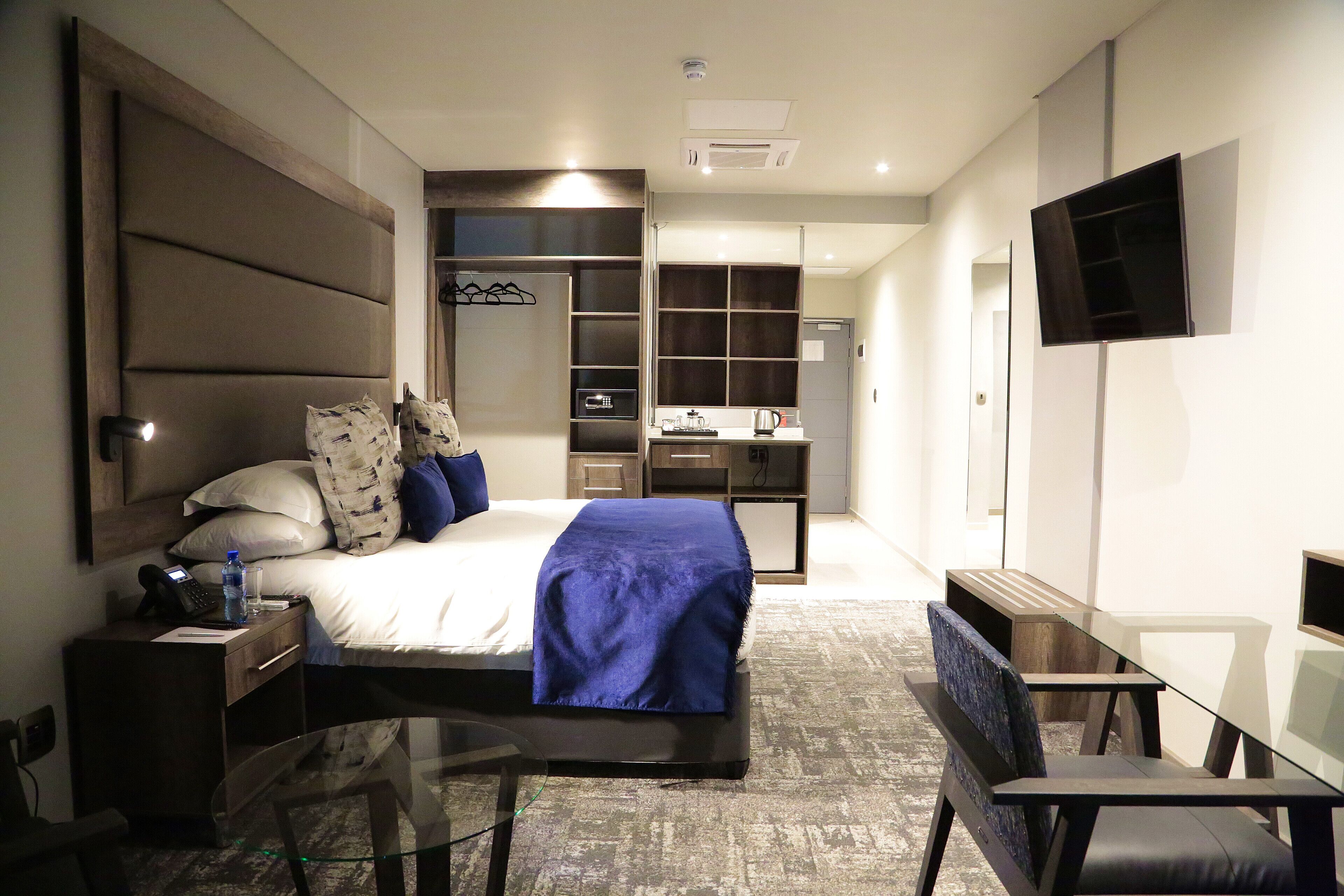 superior deluxe - north facing | 1 bedroom, premium bedding, in-room safe, desk