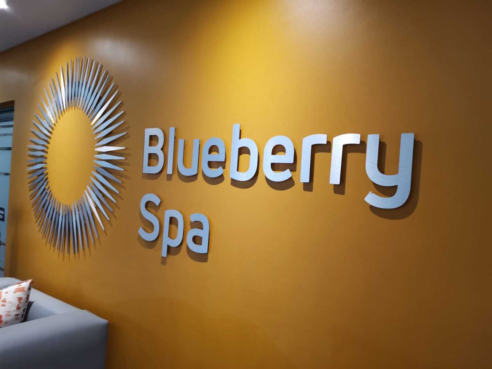 couples treatment room(s), body treatments, body wraps, body scrubs