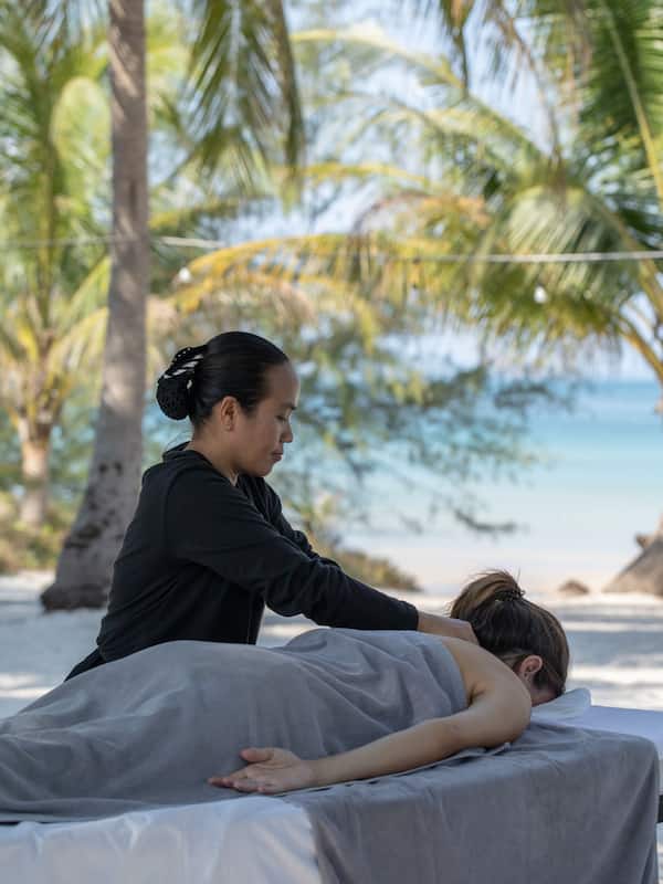 Body treatments, manicures and pedicures