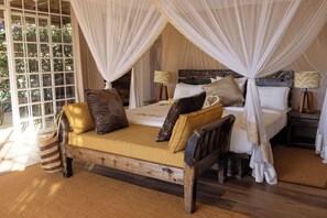 Deluxe Double Room | Blackout drapes, bed sheets - Olerai Lodge (Arusha)