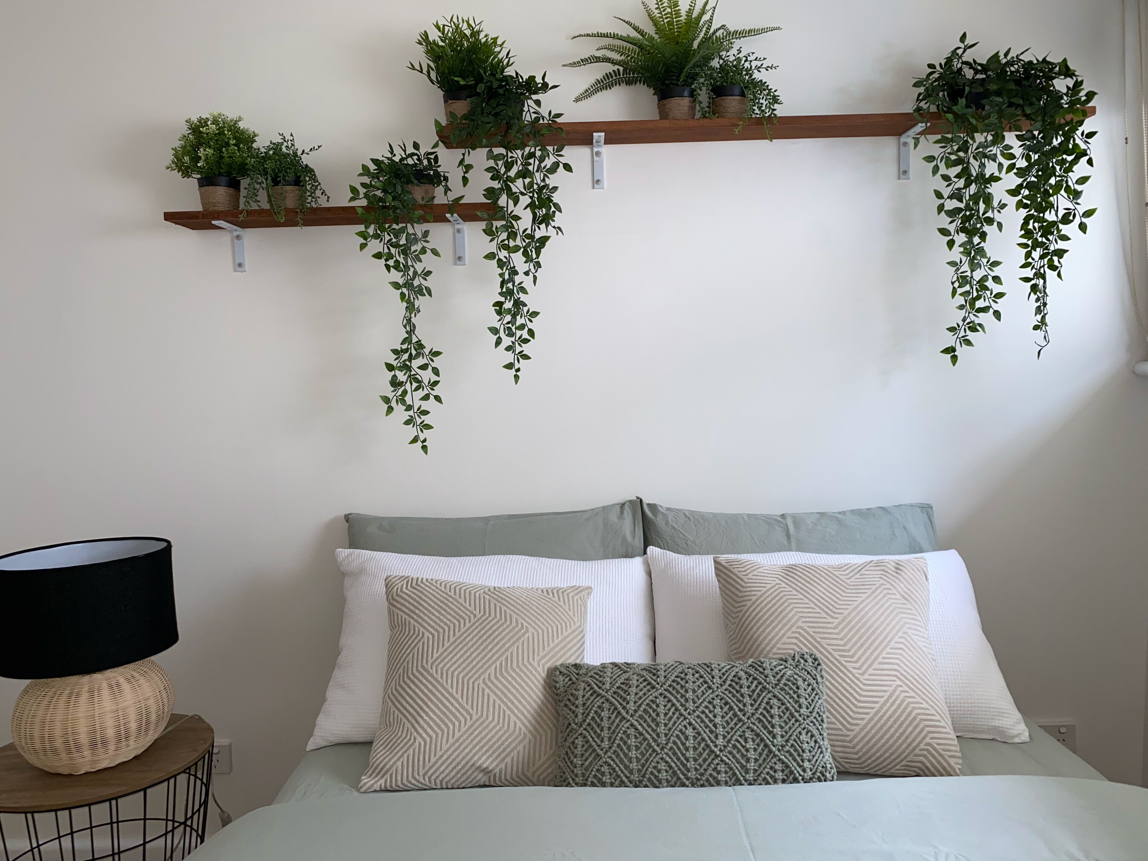 2 多间卧室、熨斗/熨衣板、WiFi、床单