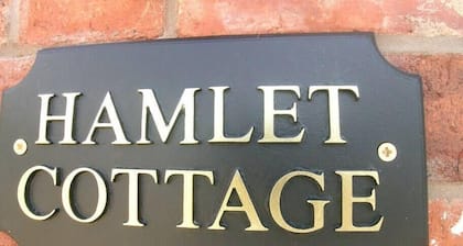 Hamlet Cottage - Sleeps 4 - Stratford upon Avon