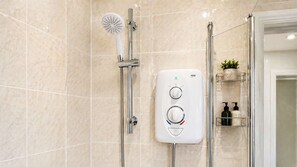 Hair dryer - Hamlet Cottage - Sleeps 4 - Stratford upon Avon (Stratford upon Avon)