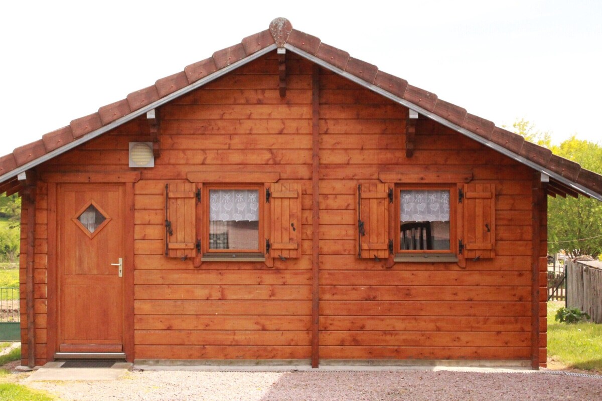 Basic Chalet | Exterior