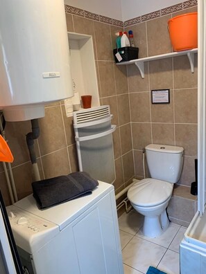 Bathroom - Gîtes de Montvaltin (Le Breuil)