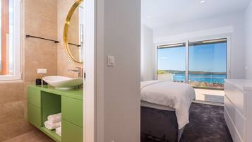 5 bedrooms, in-room safe, soundproofing, iron/ironing board