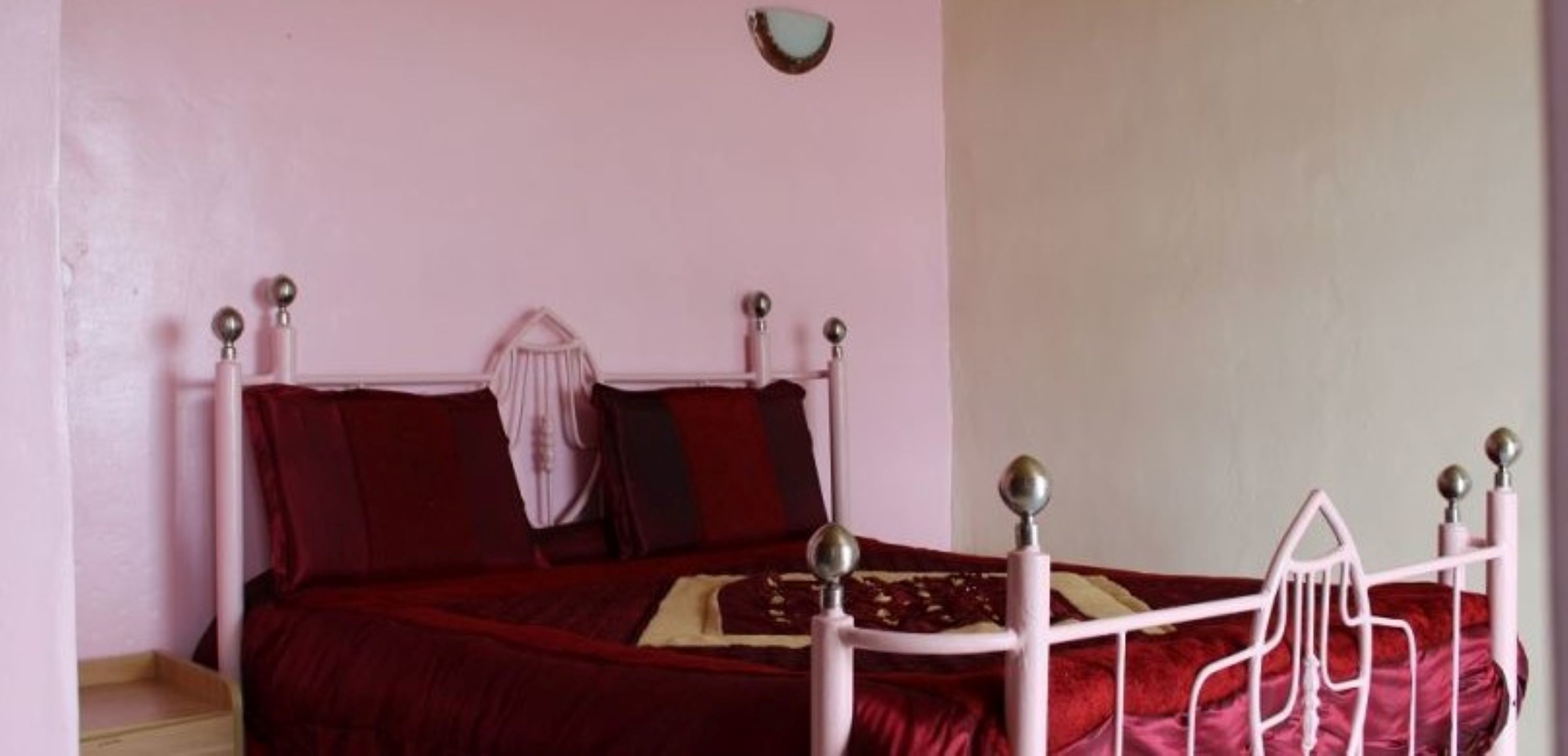 Double Room | Desk, blackout drapes, free WiFi, bed sheets