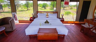 Embalakai Authentic Camp