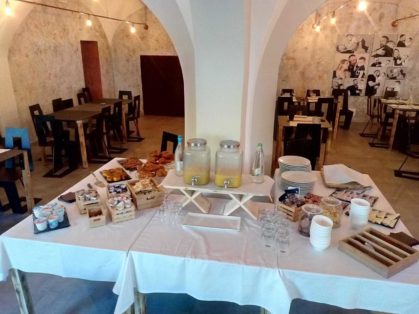自助早餐