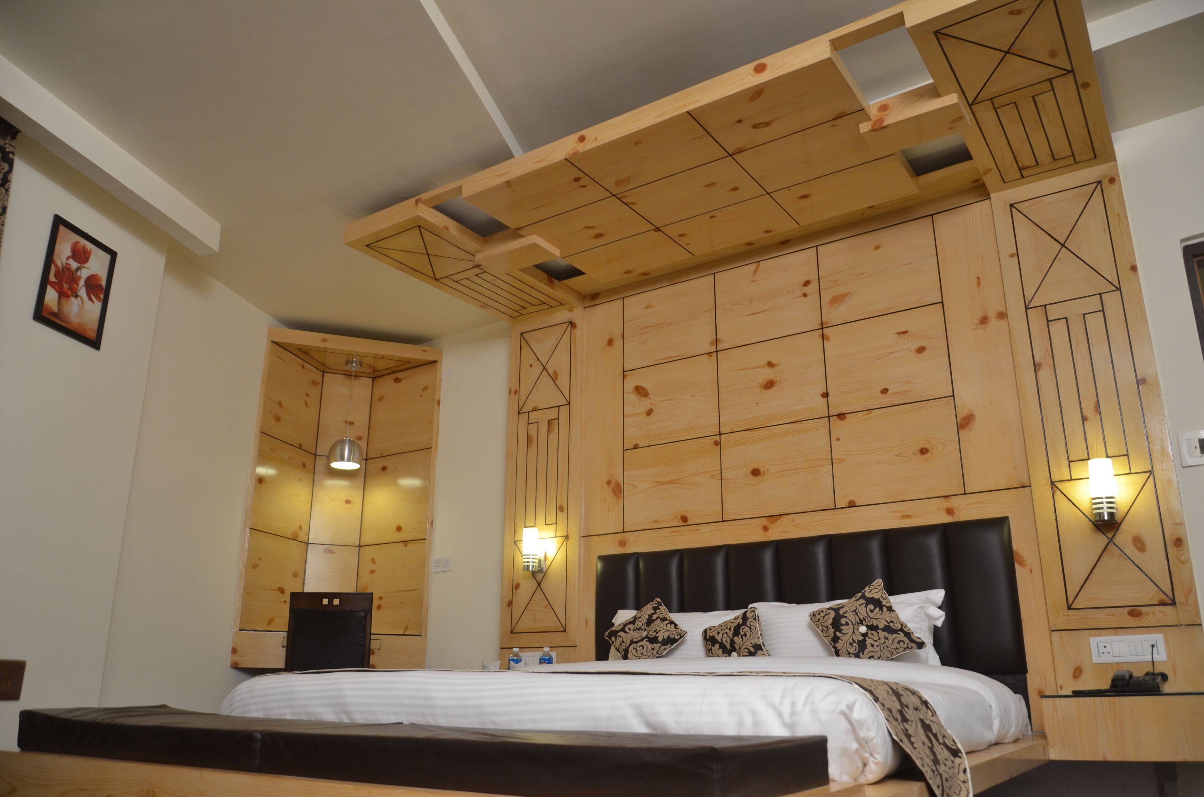 套房 | 办公桌、隔音、免费 WiFi