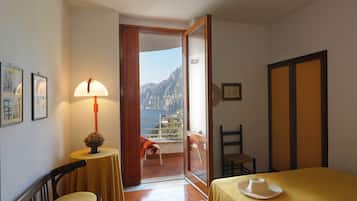 Cottage | Balcony view