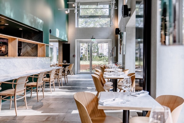 Der serveres morgenmad, aftensmad og internationale retter