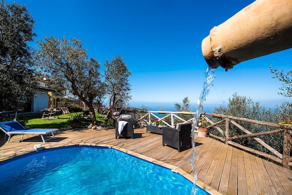 Outdoor pool - Villa Pandora (Sorrento)