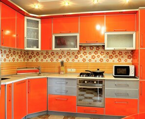 Oven, stovetop