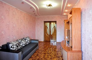 Flat-screen TV - Description of Staroreznichnaya 28 (Odessa)