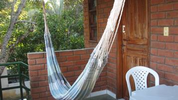 Quarto E | Sacada