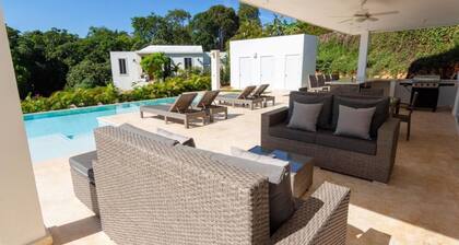 Private 3 Bedroom Villa Near Walking Trail