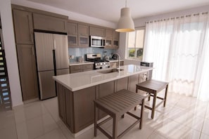 Villa (3 Bedrooms) | Private kitchen | Oven, stovetop, espresso maker, cookware/dishes/utensils - Private 3 Bedroom Villa Near Walking Trail (Sosúa)