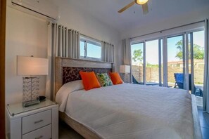 Villa (2 Bedrooms) | 2 Schlafzimmer, Bügeleisen/Bügelbrett, kostenloses WLAN, Bettwäsche