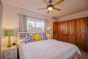 Villa (2 Bedrooms) | 2 slaapkamers, een strijkplank/strijkijzer, gratis wifi, beddengoed