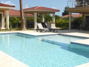 Piscina externa