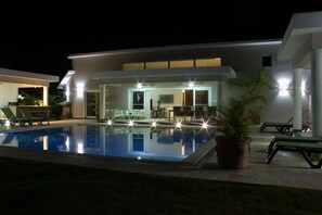 Piscina externa