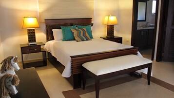 Villa (3 Bedrooms) | 3 bedrooms, iron/ironing board, WiFi, bed sheets