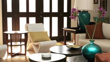 Villa (3 Bedrooms) | Living room | TV