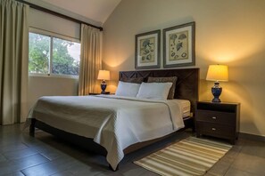 Villa (3 Bedrooms) - Villa Equipped With an Infinity Edged Pool in Gated Community (Sosúa)