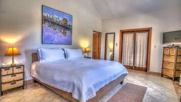 House (4 Bedrooms) | 4 bedrooms, iron/ironing board, bed sheets