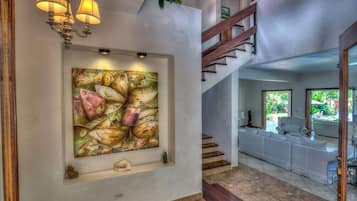 Ferienhaus (4 Bedrooms) | Wohnzimmer | Fernseher