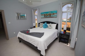 Villa (6 Bedrooms) | 6 chambres, fer et planche à repasser, draps fournis