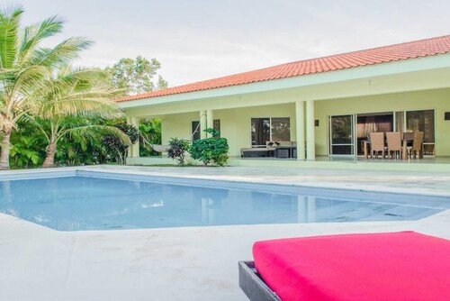 Private Villa With Pool in Sosua for Large Groups