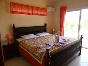 Villa (4 Bedrooms)