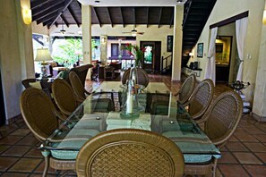 Dining - Villa Las Palmas Caribbean Family Vacation Rental (Cabarete)