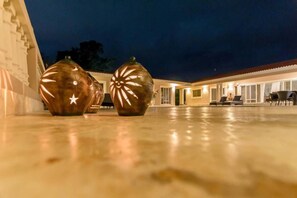 Property grounds - Villa With 4 Master Bedrooms w/ En-suite Bathrooms (Sosúa)