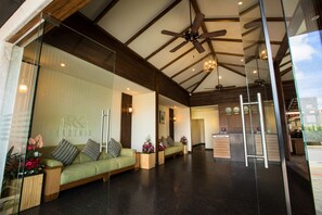 Property entrance - Hotel RK Gardenia (Anekal)