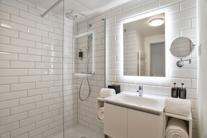 Studio (Twin) | Bathroom - Appart'City Collection Genève Aéroport Vernier (Vernier)