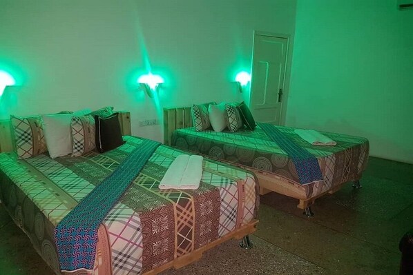16 bedrooms, iron/ironing board, free WiFi