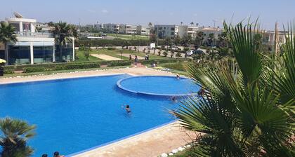 Résidence Balnéaire avec Piscines et accés plage